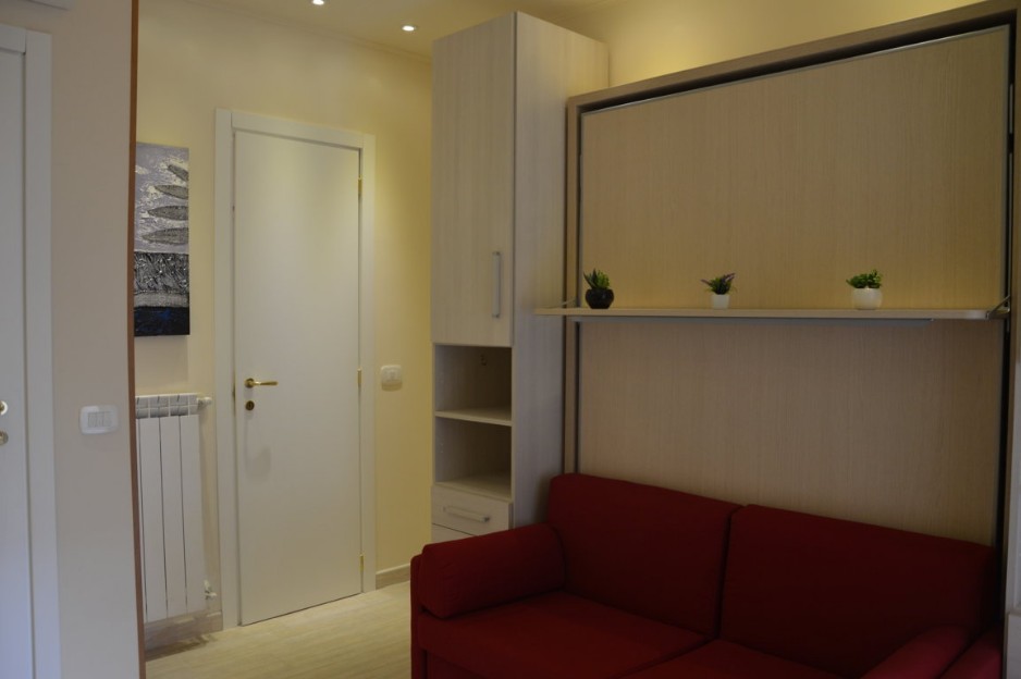 Camera con Letto Matrimoniale bagno privato e cucinotto in camera tariffa Euro 55,00 a notte